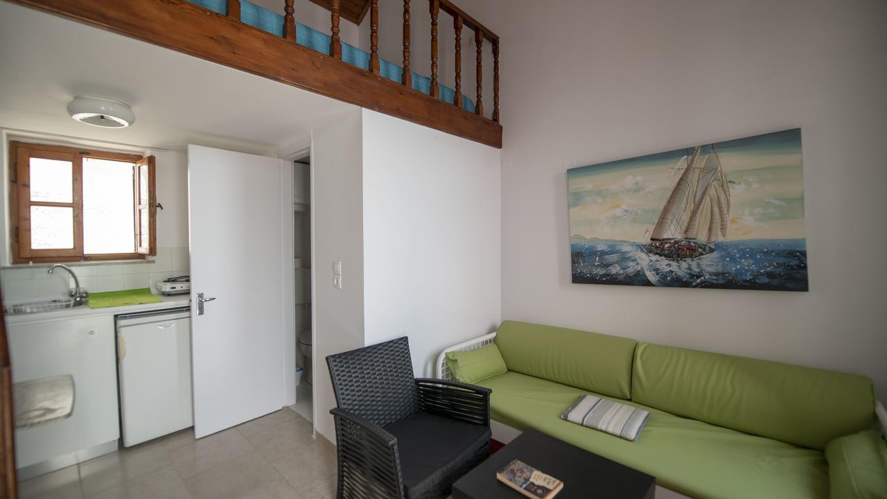 האלקי Roulas Apartments מראה חיצוני תמונה